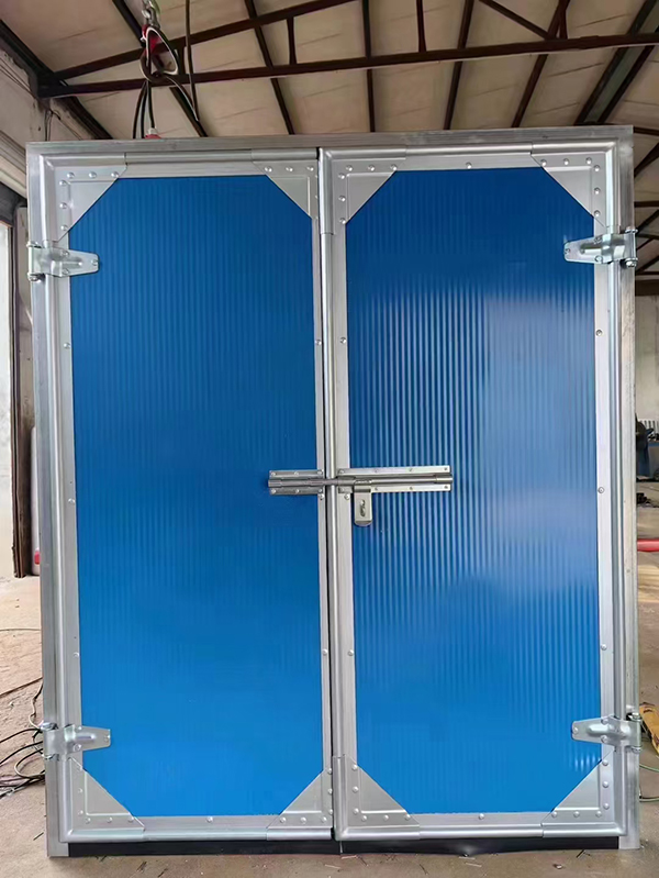 霍城工业平开门