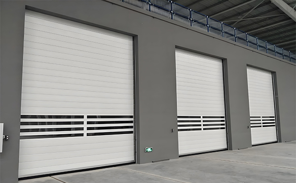 霍城快速卷帘门