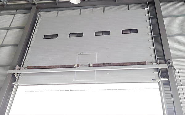 霍城工业滑升门