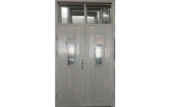 霍城学校教室门