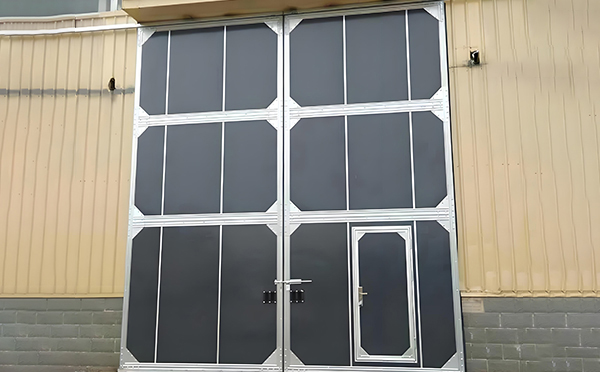 厂房霍城工业门选择与维护全解析：提升效率与安全的关键要素