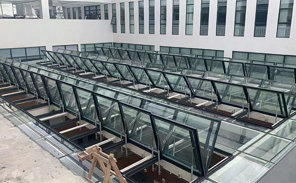 百安科技有限公司近期霍城排烟窗项目案例分享