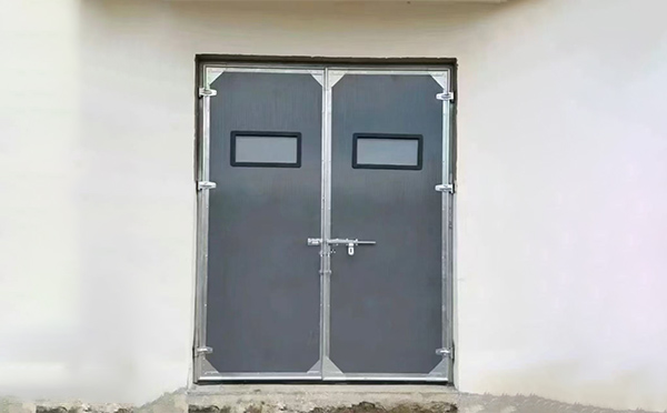 霍城工业门在高温作业区域的运行表现