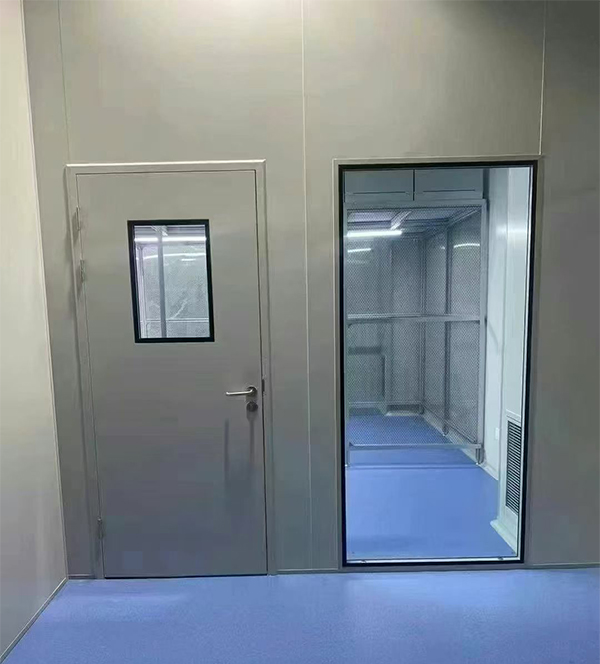 学校教学楼完成霍城防火门标准化安装 学校教学楼完成霍城防火门标准化安装